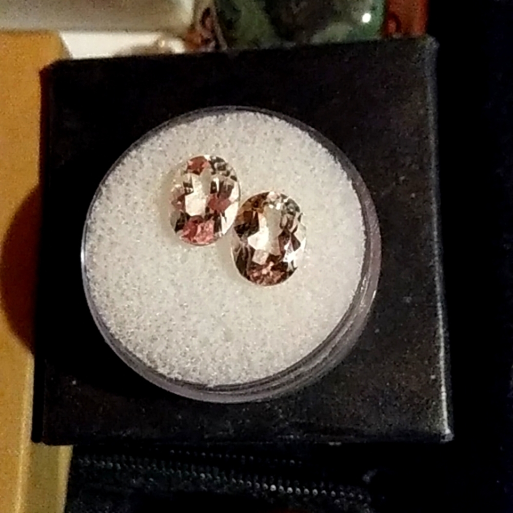 Pair of clear Topaz